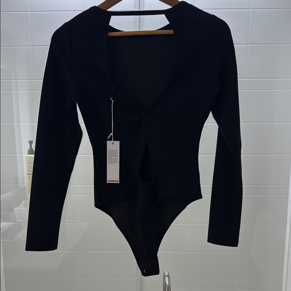 Hudson Jeans Fitted Black Long Sleeve Bodysuit